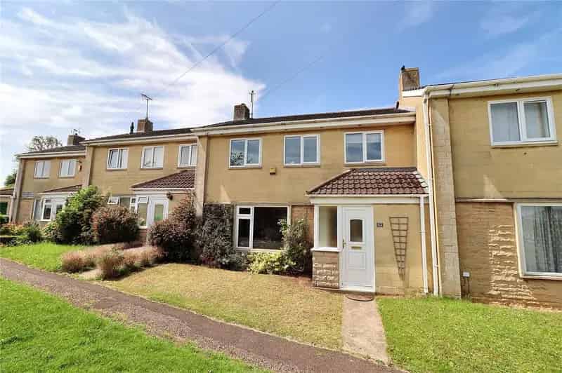 3 Bedroom Terraced House for Sale 892sqft