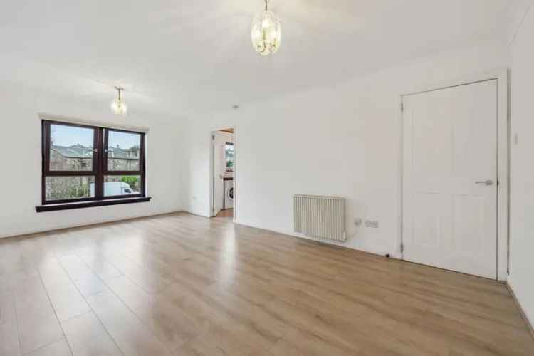 Two Bedroom Modern Flat Clarkston Private Parking