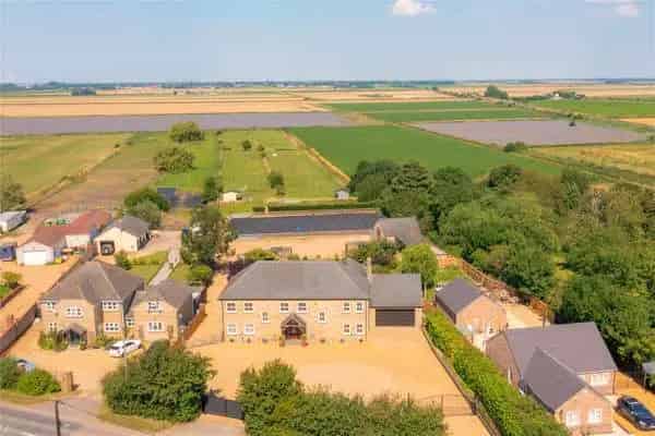Detached Home with Equestrian Facilities and Heated Pool