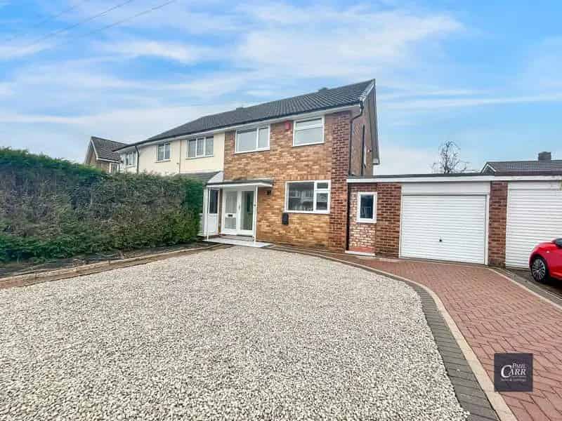 3 Bedroom Semi Detached House For Sale