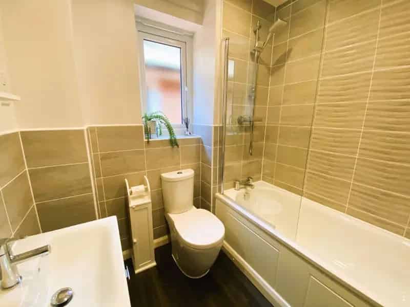 2 Bed Semi Detached House for Sale