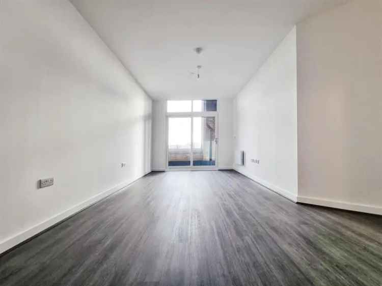 2 Bedroom Flat Bolton 725 sq ft Modern New Build