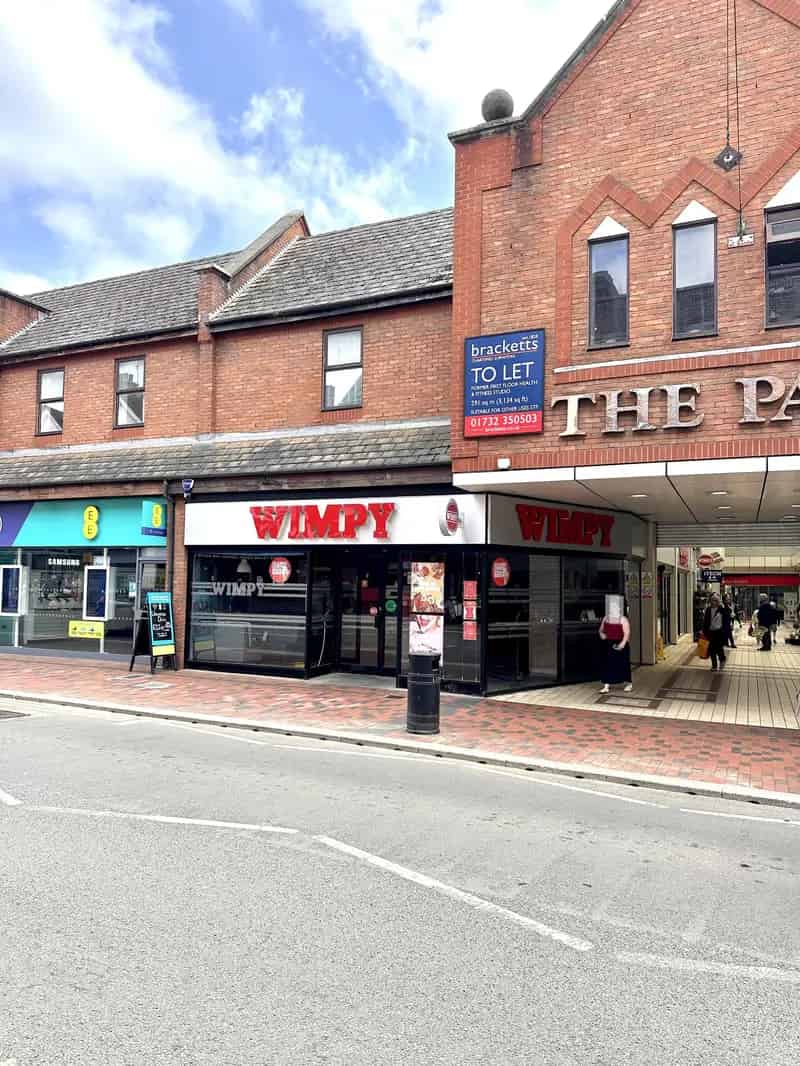 Retail Unit in Tonbridge Pavilion Shopping Centre