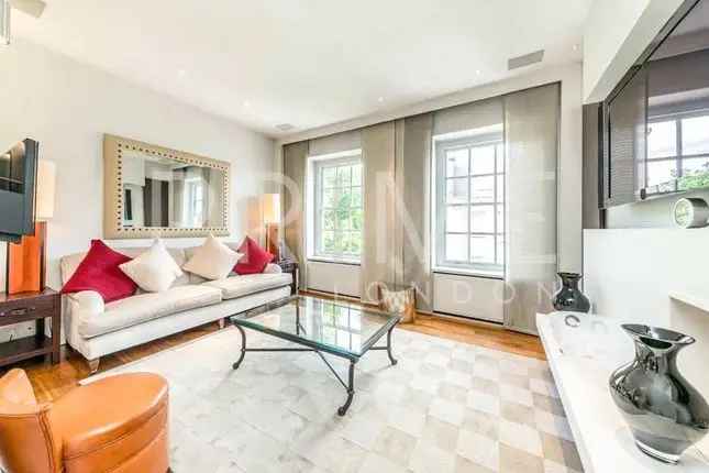 Flat for sale in Park Street, Mayfair, London W1K