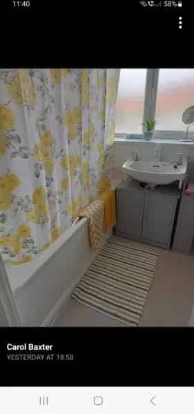 Upper Flat near Shops - Close to Family