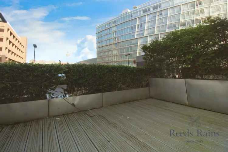 Liverpool City Centre Studio Flat for Sale - Patio Garden