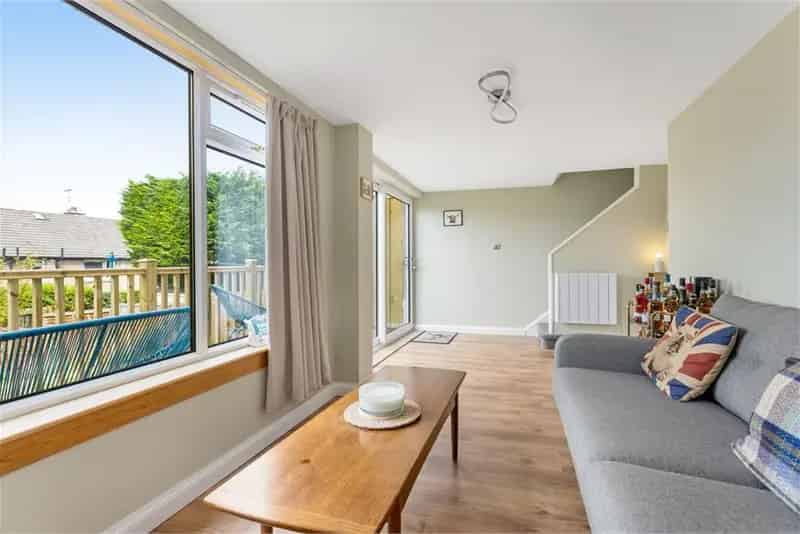 3 Bed End Terraced House West End 2 Reception Rooms