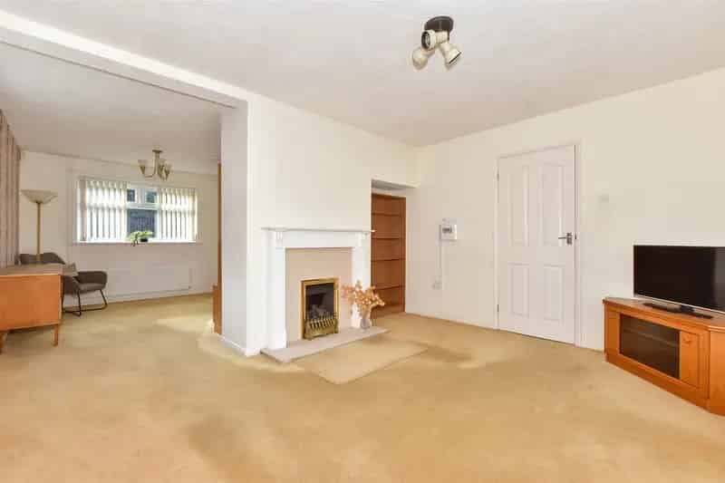 3 Bedroom Chalet Bungalow for Sale