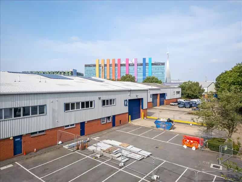 Refurbished Industrial Unit Brentford West Cross Industrial Park