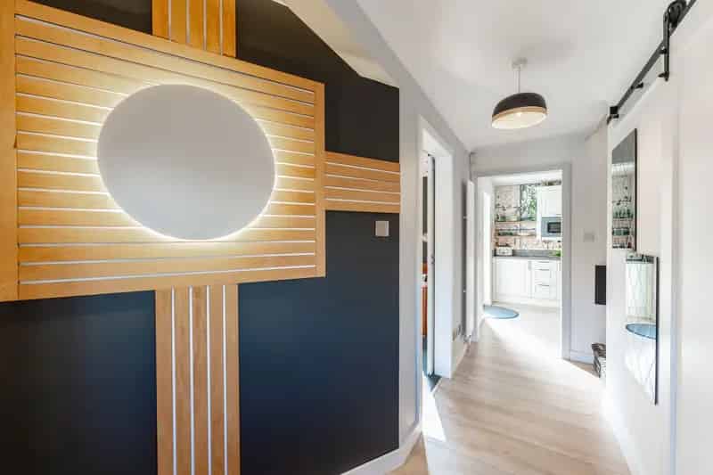 Beautiful 6-Apartment Detached Villa with Garden and Parking