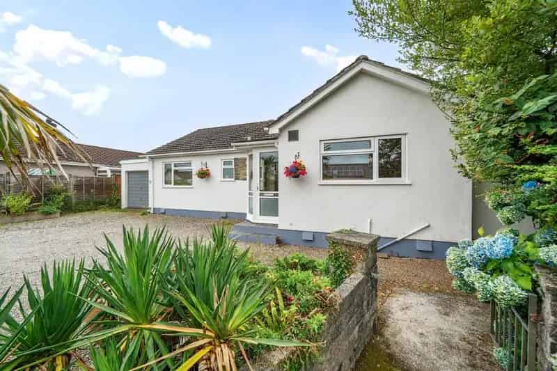 2 Bedroom Bungalow for Sale Callington Cornwall