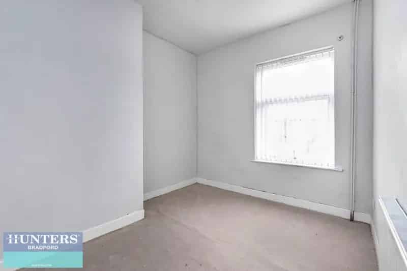 2 Bedroom House To Let - Comfortable Living in Sought After Location