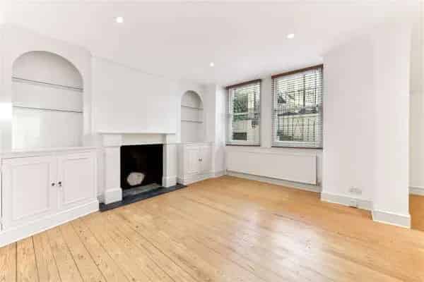 Munster Road, Fulham, London, SW6 6AX | Property for sale | Savills