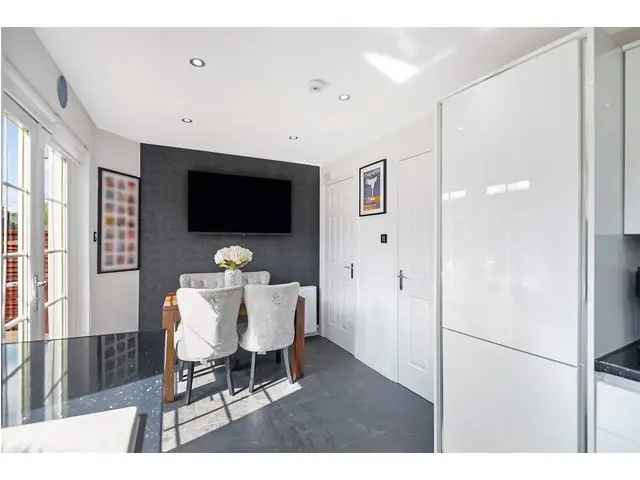 3 Bedroom Semi-Detached House for Sale in Drumsagard Village