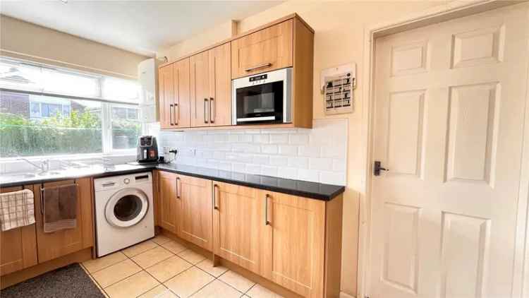 House For Sale in Bramcote Lane, Nottingham, England