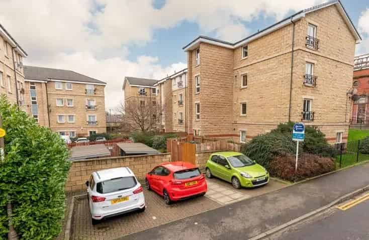 1 Bedroom Flat to Rent Near City Center