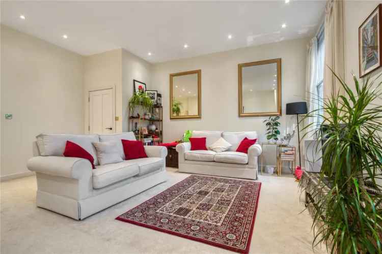 2-Bedroom Apartment near Tower of London Great Tower Street Monument