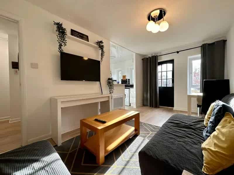 1 Bedroom Flat to Rent