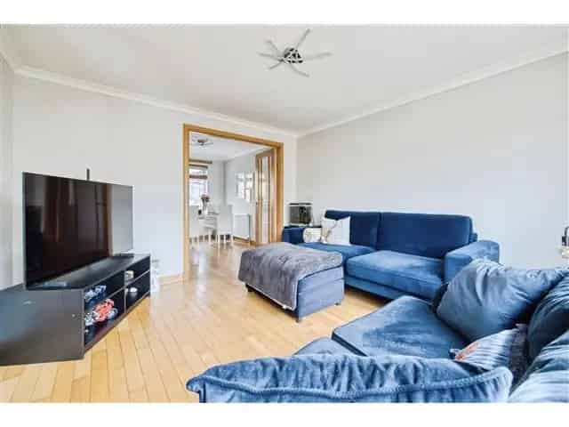 3 Bedroom End Terraced House for Sale