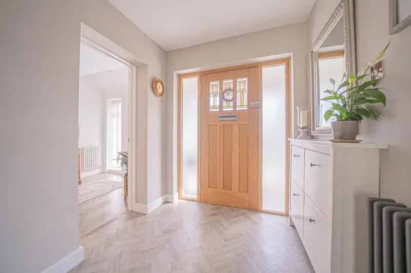 5 Bedroom Semi Detached House For Sale