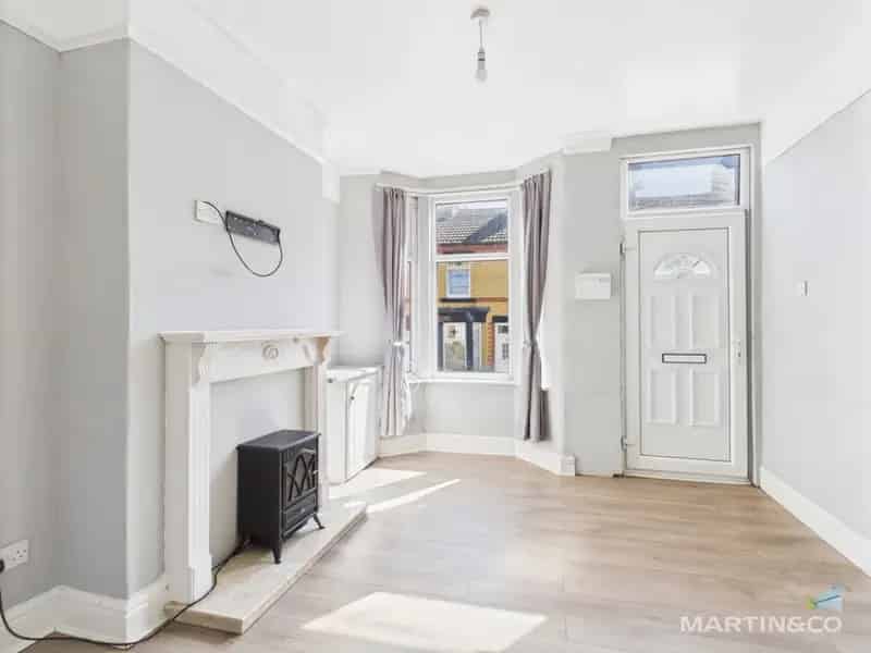 2 Bedroom House To Rent