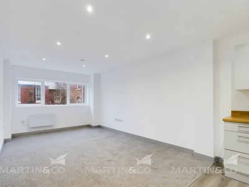 1 Bedroom Flat To Rent