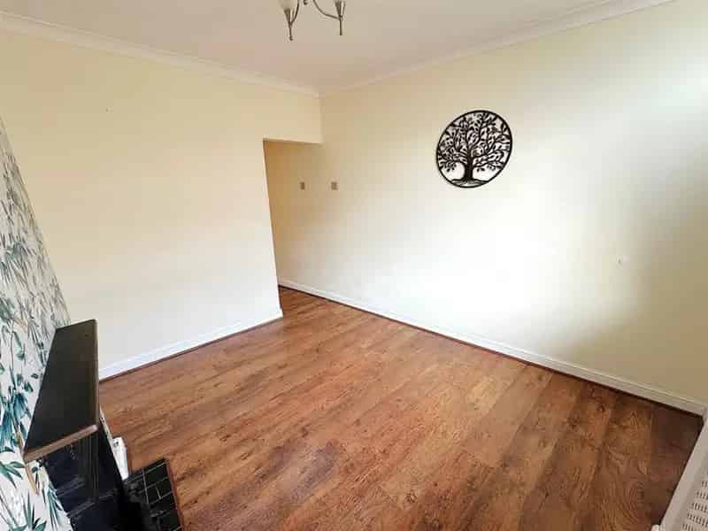 2 Bedroom House To Let in Quarry Bank