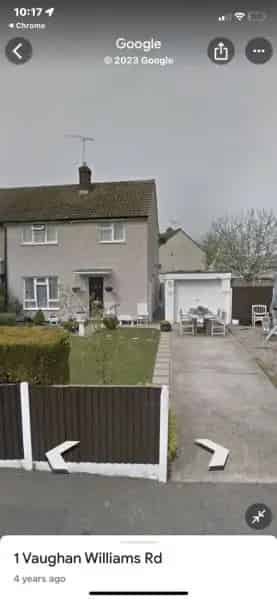 3 Bed Corner House in Laindon - Family Home Near Schools and Amenities