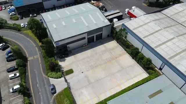 Modern Industrial Unit 11097 sq ft Trafford Park