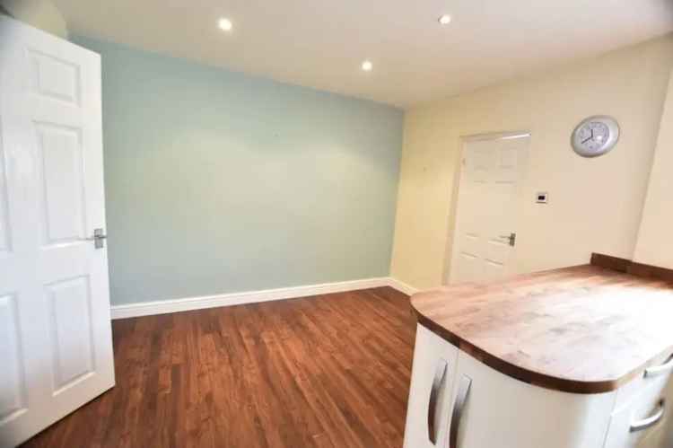 3 Bedroom Mid Terrace House for Sale Evesham Worcestershire