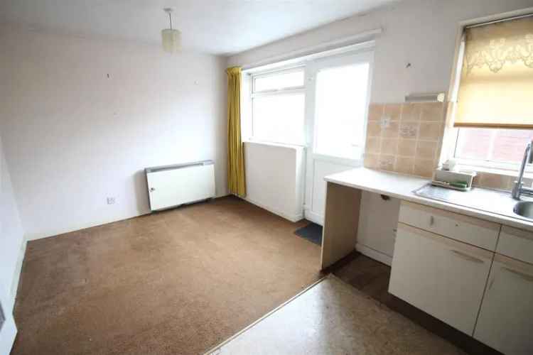 3 Bedroom Semi Detached House to Rent No Chain