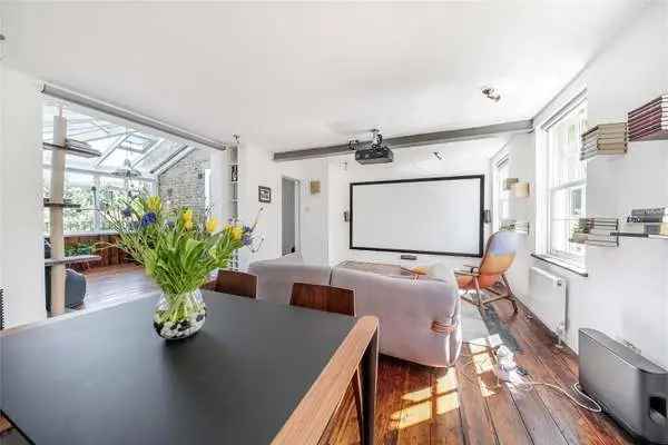 North End, London, NW3 7HJ | Property for sale | Savills