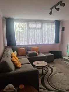 Furnished Double Room in Newly Refurbished Flat