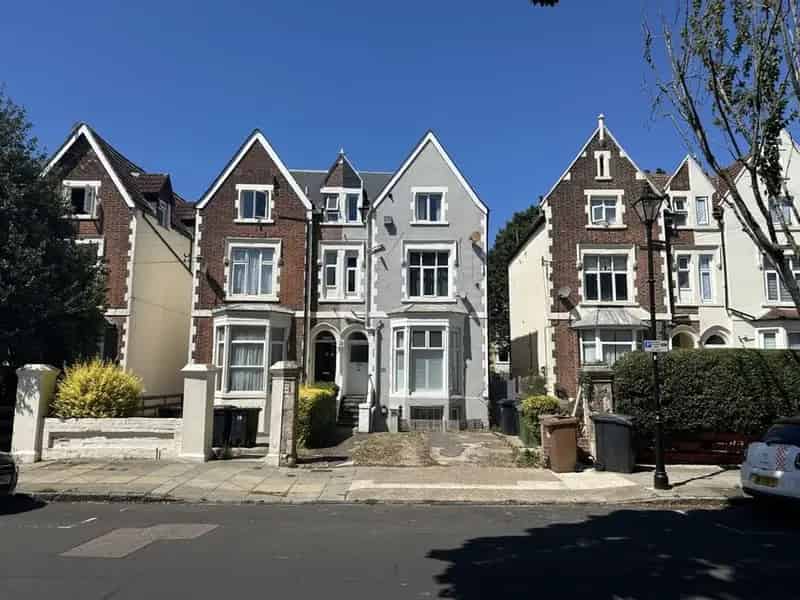 1 Bedroom Flat for Sale Southsea Hampshire