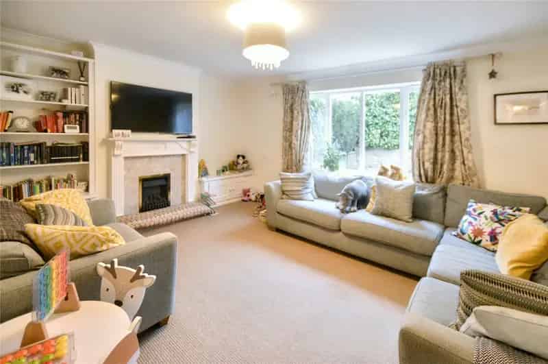 Four Bedroom Semi Detached House in Thorner
