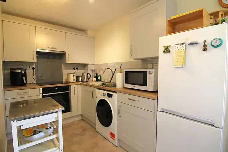 2 Bedroom Flat to Rent