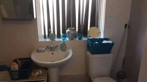 One Bedroom Flat Garden House Conversion Close Amenities
