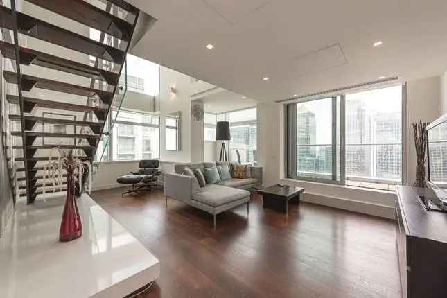 Flat for sale in Pan Peninsula Square, London E14