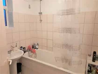 1 Bedroom Flat 36m² London - Ground Floor