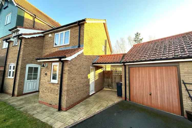 3 Bedroom Semi-Detached House in Burton Waters Lincoln