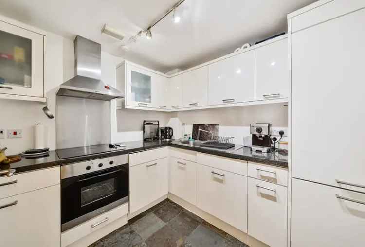 2 bedroom flat/apartment for sale