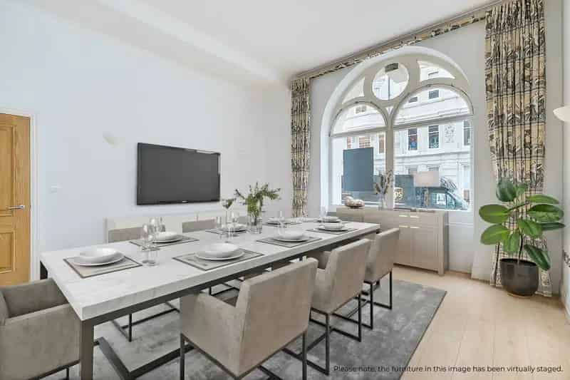 2 bedroom flat for sale