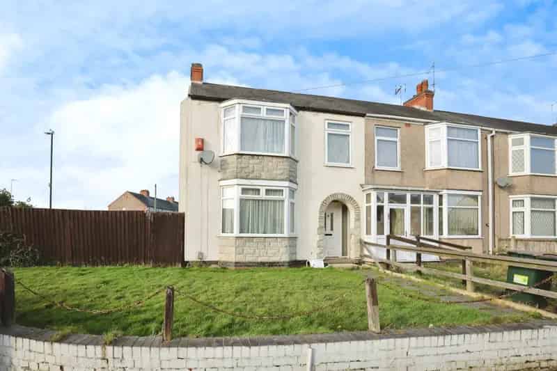 3 Bed Terraced House Corner Plot First Time Buyer Investment