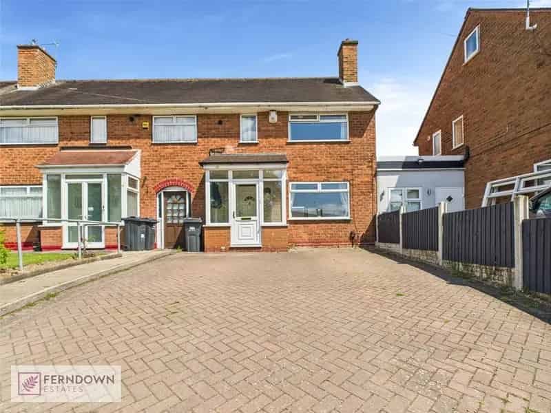 2 Bedroom End Terrace House for Sale