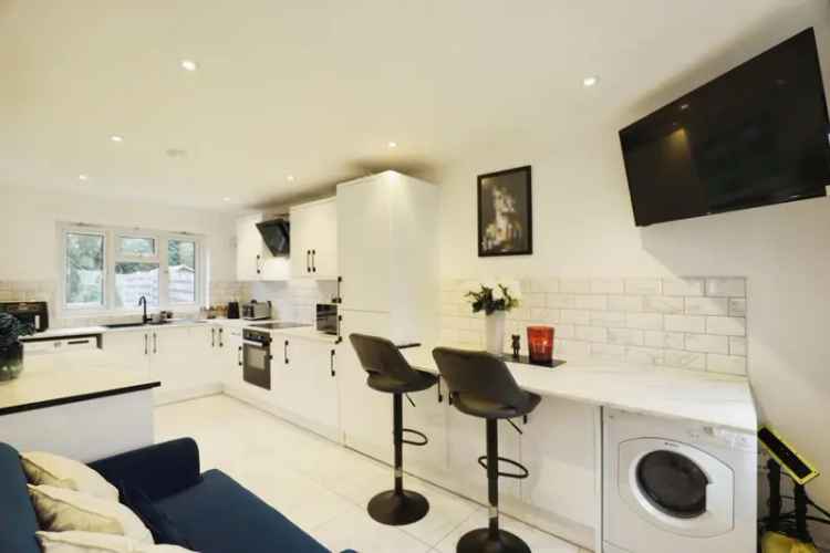 2 Bedroom House For Sale in York