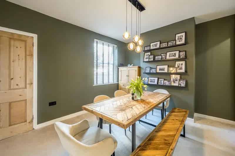 2 Bedroom Victorian House For Sale - Turnkey Home