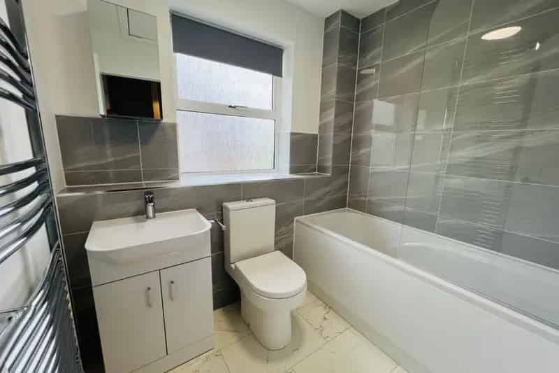 12 Month Tenancy Available Holding Deposit 288.00