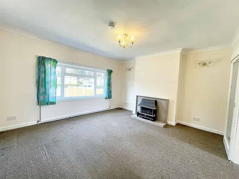 2 Bedroom Detached Bungalow Westfield Park Fairfield