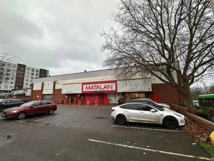 Vaughan Way Retail Space High Traffic Highcross Shopping Centre