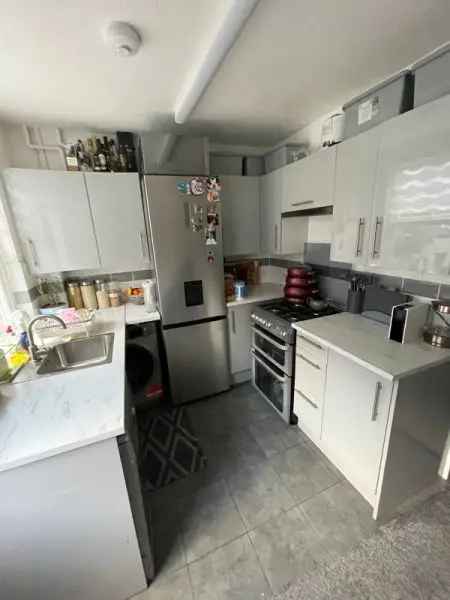 House For Rent in St Albans, England